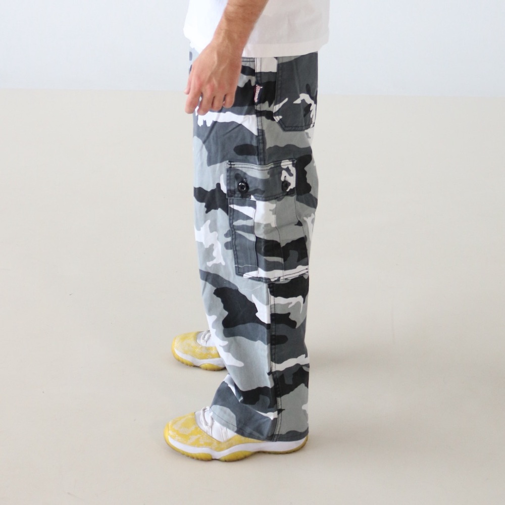 INTERSTATE CAMO PANTS - Picture 2 of 3